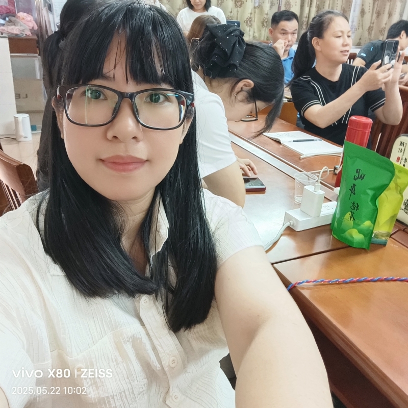 雯城慧敏的第一张照片--六安相亲服务中心