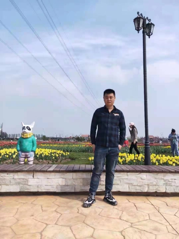 海阔天空的第一张照片--六安相亲服务中心