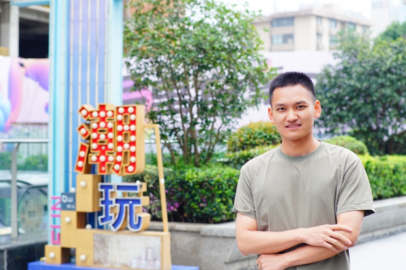 陌上烟雨的第一张照片--六安相亲服务中心