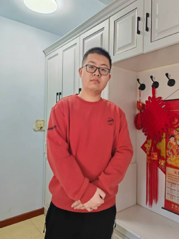 智慧的小胖的第一张照片--六安相亲服务中心