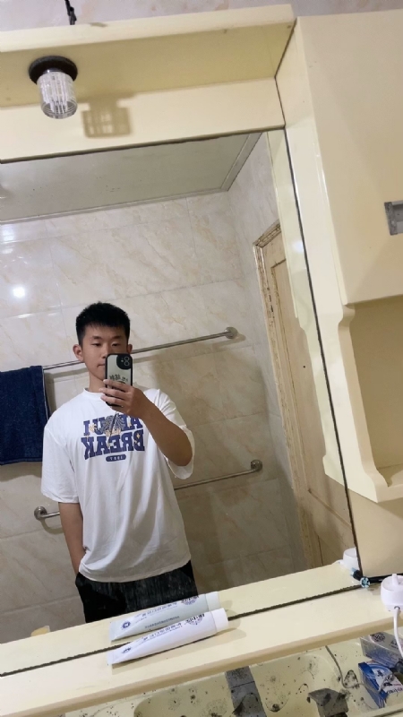 哈哈的第一张照片--六安相亲服务中心