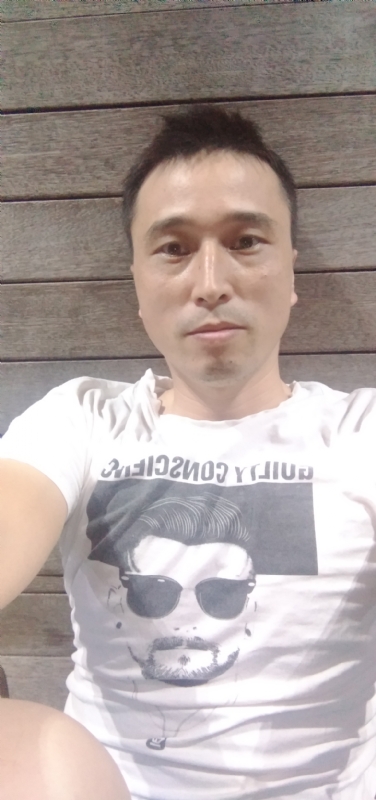 笑看一切的第一张照片--六安相亲服务中心