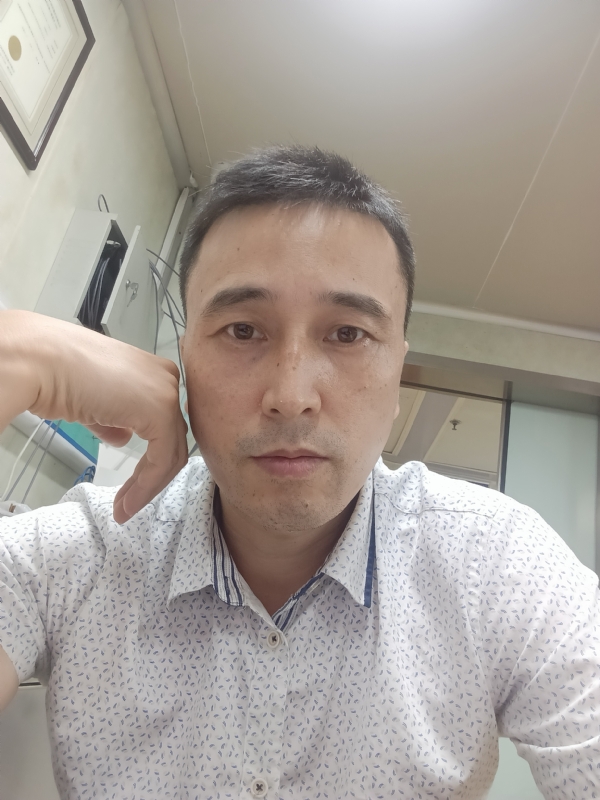 笑看一切的第三张照片--六安相亲服务中心